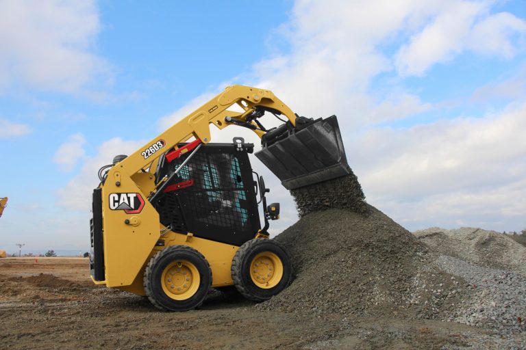 The Benefits of Plant Hire for Complex Infrastructure Projects