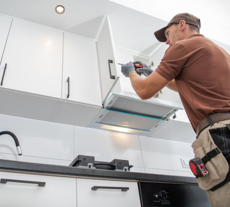 When Is It Time to Replace Kitchen Cabinets