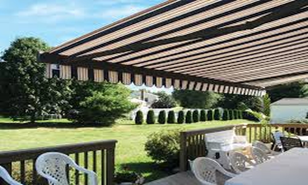 Manual Awnings: Cost Comparison and Maintenance Tips