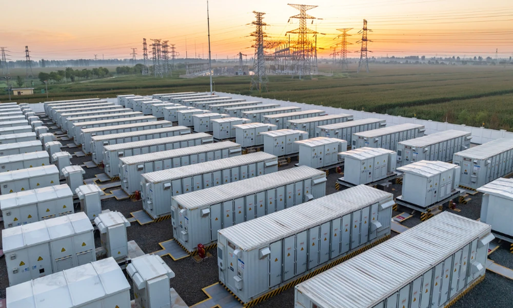 Why are Battery Energy Storage System Options Crucial to a Sustainable Future for UK Industries?